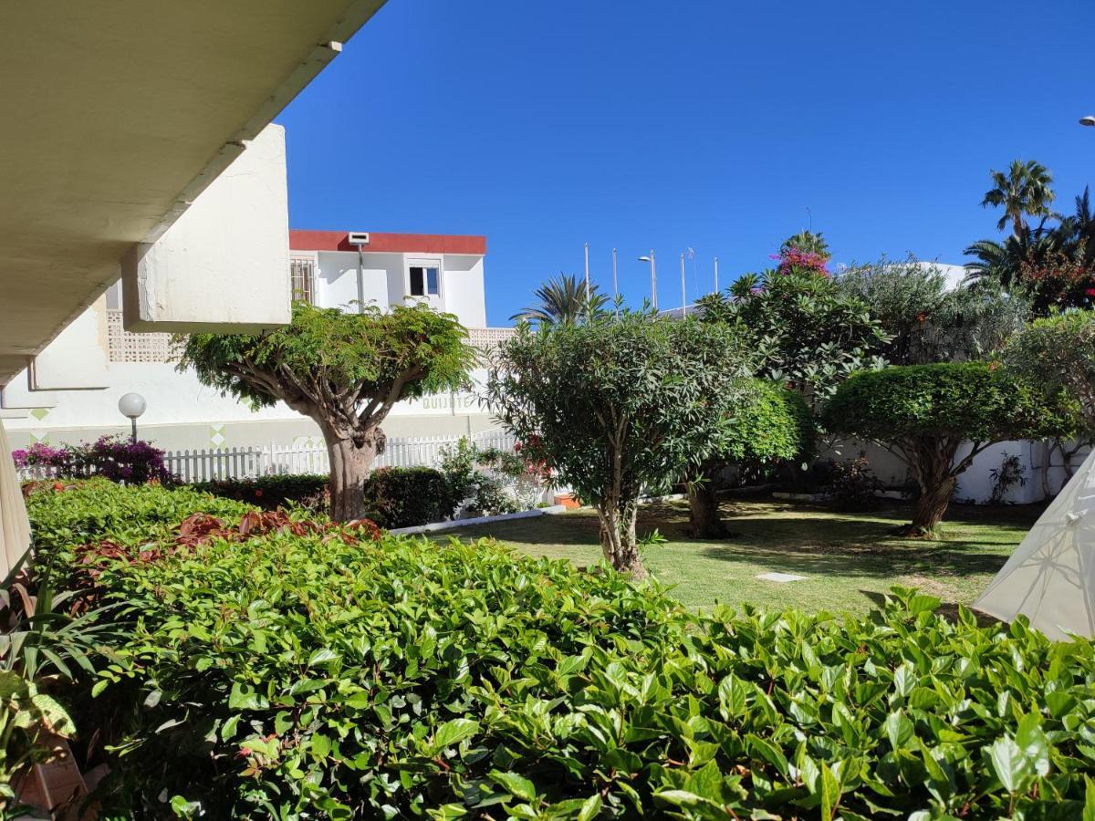 Don Quijote Apartment San Bartolomé Exteriör bild